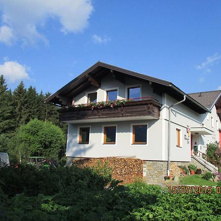 Gaestehaus Schwaiger Mariapfarr Δωμάτιο φωτογραφία
